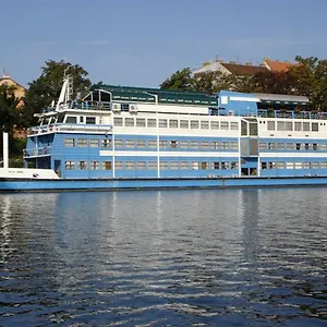 vizitați hotelul